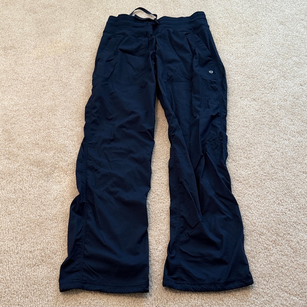 Lululemon size 6 pants
